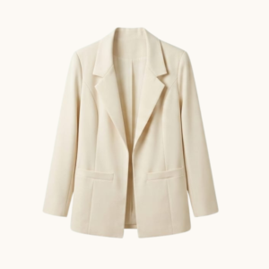 Blazer femenino beige confeccionado a medida con diseño elegante